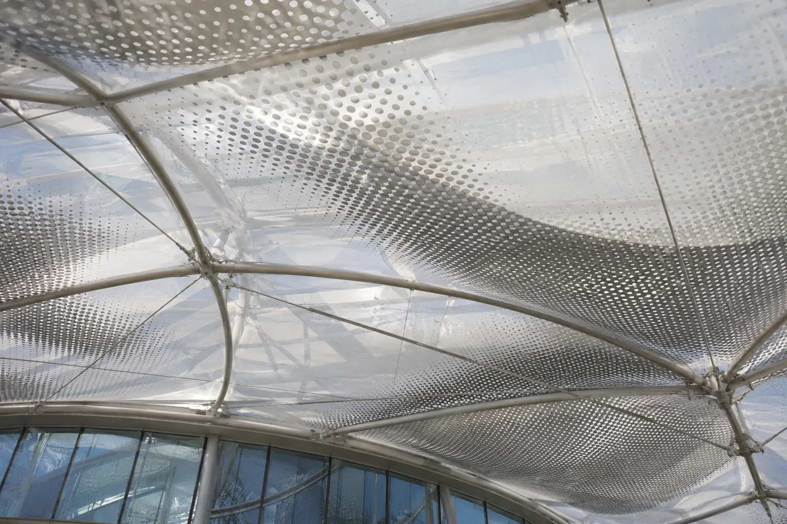 Mật độ in ETFE: Điều chỉnh tỷ lệ in để kiểm soát nắng và ánh sáng Mật độ in ETFE: Điều chỉnh tỷ lệ in để kiểm soát nắng và ánh sáng